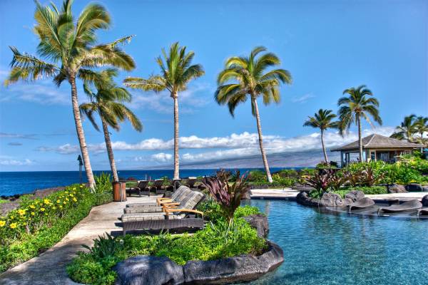 Hawaii vacation rentals on the ocean